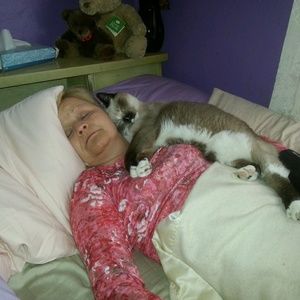 Meet your Posher, Rebecca